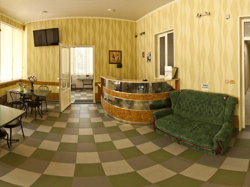 Atrium Hotel Melitopolʼ Zewnętrze zdjęcie